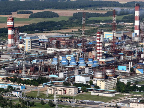 Забаронены азот. Як беларускія ўгнаенні ідуць у Еўропу праз фірмы-пракладкі