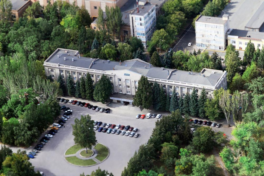 Вядоўца «Беларусь 1» пералічыў прадпрыемствы Украіны, якія зачыніліся. Мы знайшлі сярод іх працуючыя