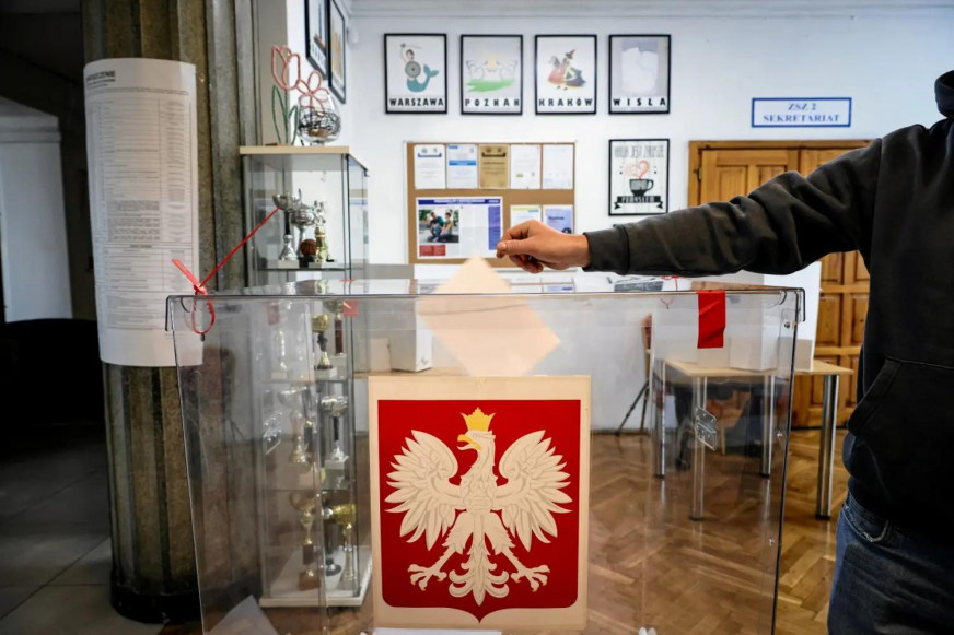 Сумарна перамаглі ўльтраправыя? Праверылі словы вядоўцы БТ пра сюрпрыз на польскіх выбарах прэзідэнта