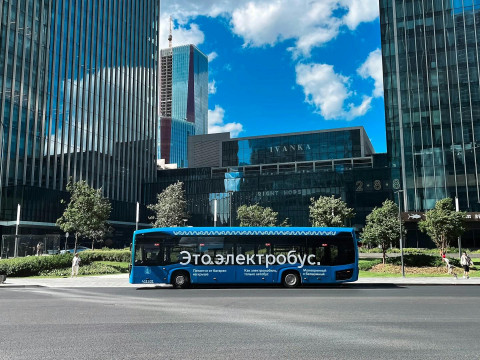 «Треть мирового рынка». Электробусные амбиции корреспондентки ОНТ превысили реальные продажи беларусского транспорта
