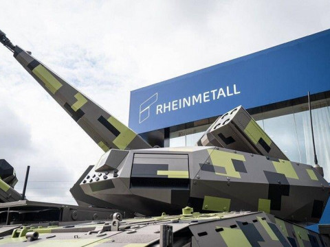 Евросоюз отказался от своего оружия в пользу США? Российский эксперт исказил факты о европейском ВПК