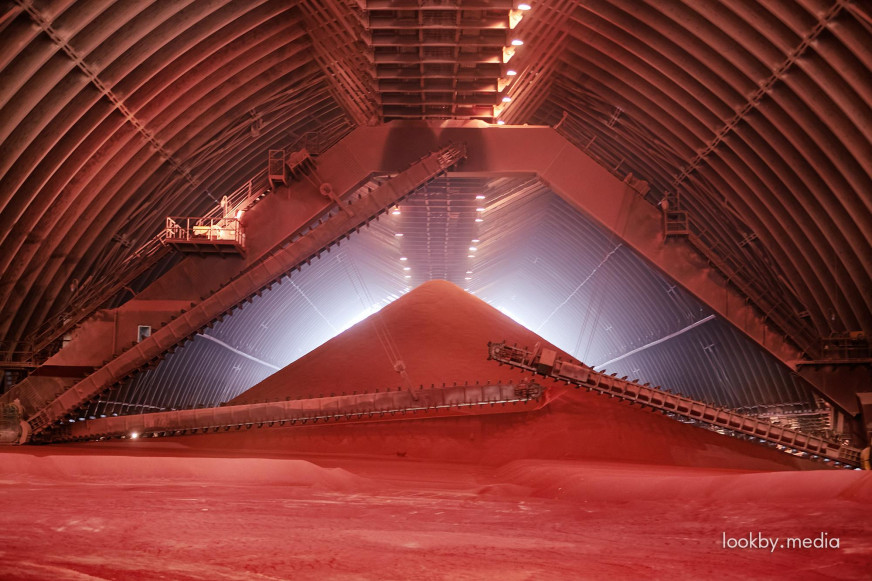 Why did the U.S. lift sanctions on Belarusian potash? Azaronak and Terekh’s explanation versus reality