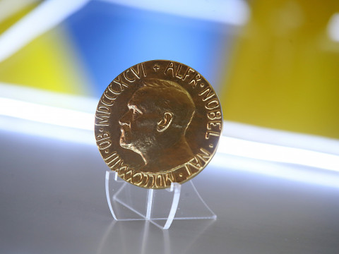 Фейки недели: Гитлеру хотели дать Нобелевскую премию мира 