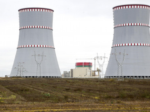 Which defects were revealed after the Belarus Nuclear Power Plant was built and who is going to pay for it