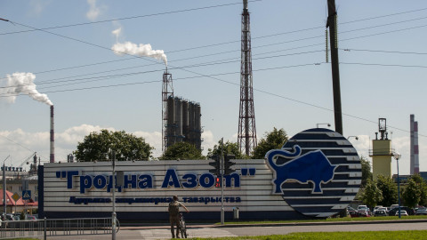 Забаронены азот. Як беларускія ўгнаенні ідуць у Еўропу праз фірмы-пракладкі