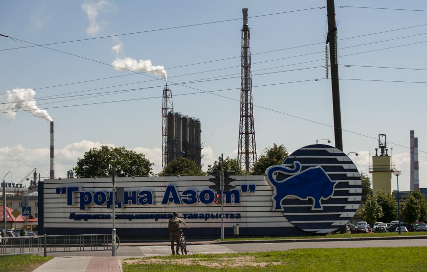 Запрещённый азот. Как беларусские удобрения идут в Европу через фирмы-прокладки